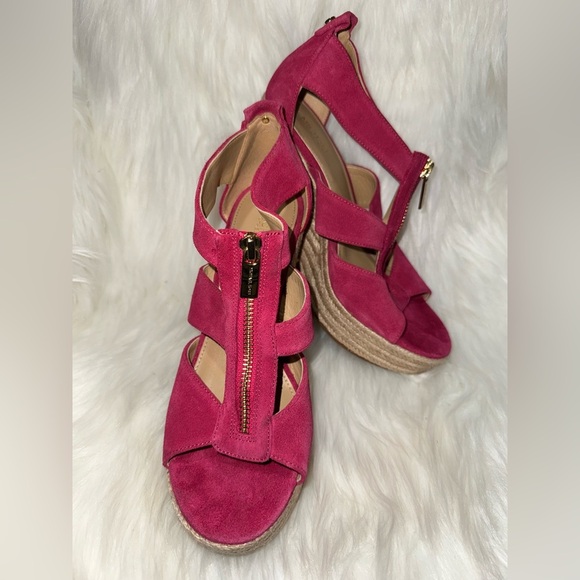 MICHAEL Michael Kors Fuchsia Suede Sandals - Picture 8 of 9